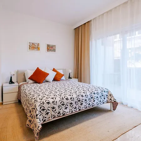 Apartment Cozy Central Flat W Garden 5 Min To Metro In Sisli