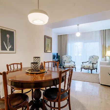 Cozy Central Flat W Garden 5 Min To Metro In Sisli *